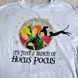 Disney Hocus Pocus Cropped White Tee